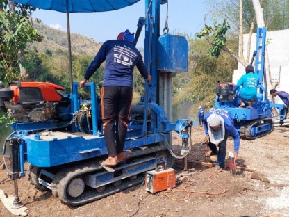 ราคารับเหมาตอกเสาเข็ม - ช่างออยไมโครไพล์ รับตอกเสาเข็มไมโครไพล์ ปทุมธานี